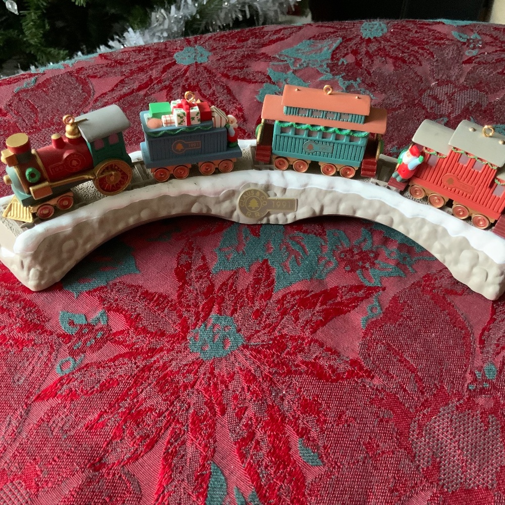 Hallmark Christmas Ornament Train Set with Stand 1991